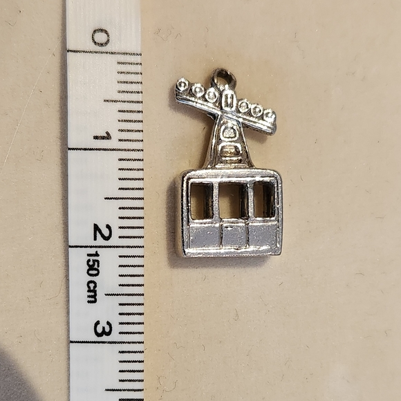 Ski Gondola Bracelet Charm - Picture 3 of 3
